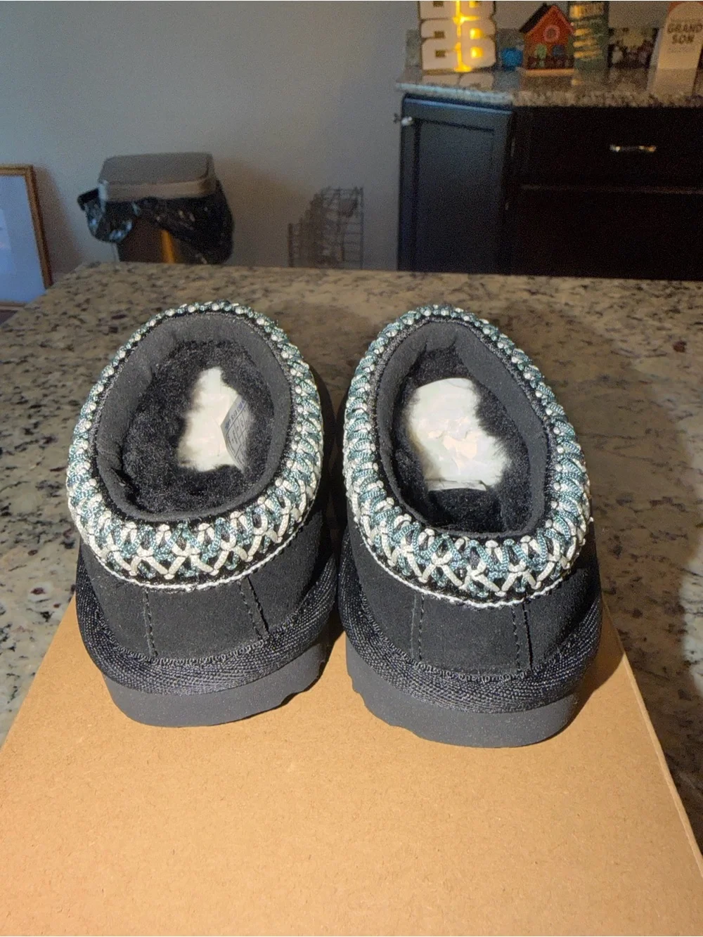 Size 6T UGG Tasman II Slipper Black Toddler SKU 1019066T Brand New